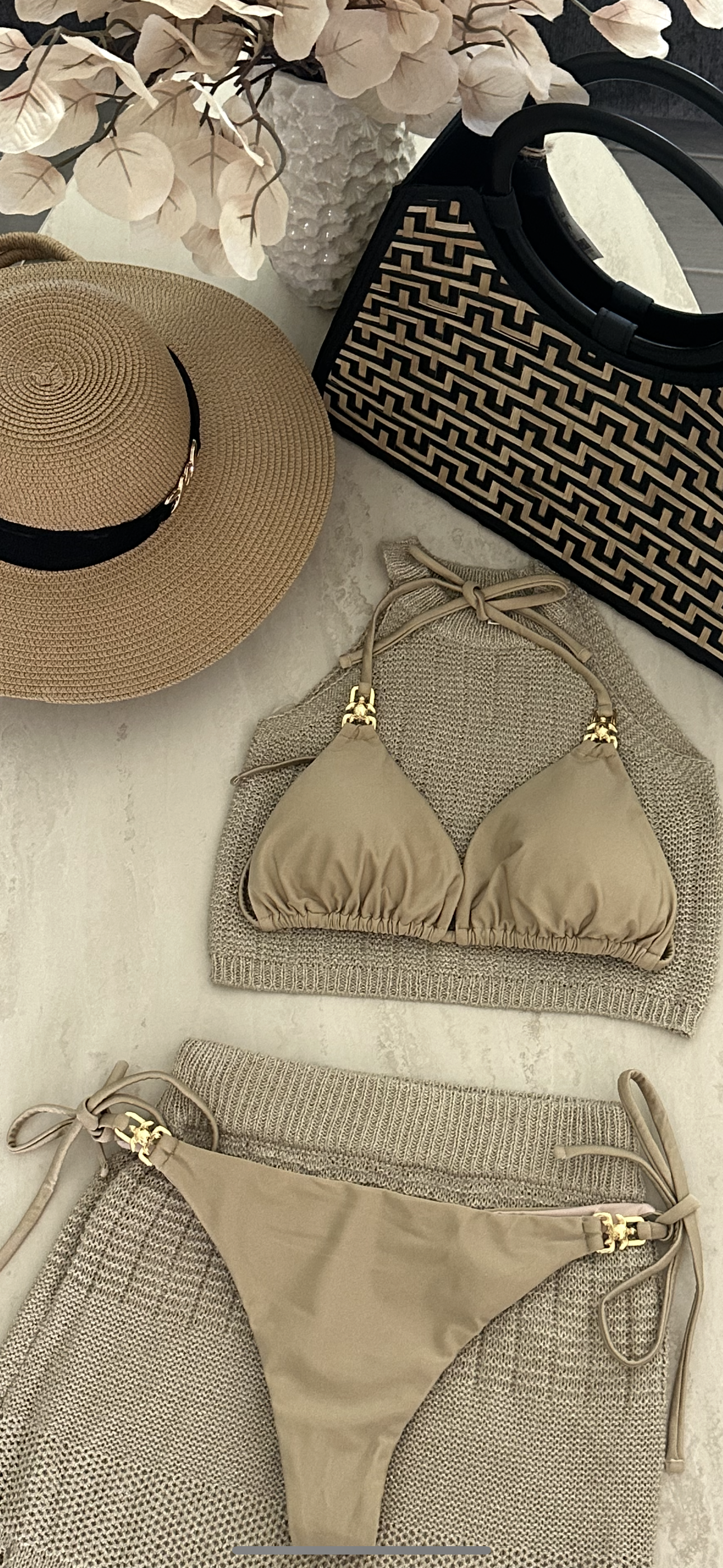 Brilliant Light Gold Semi-Thong Set