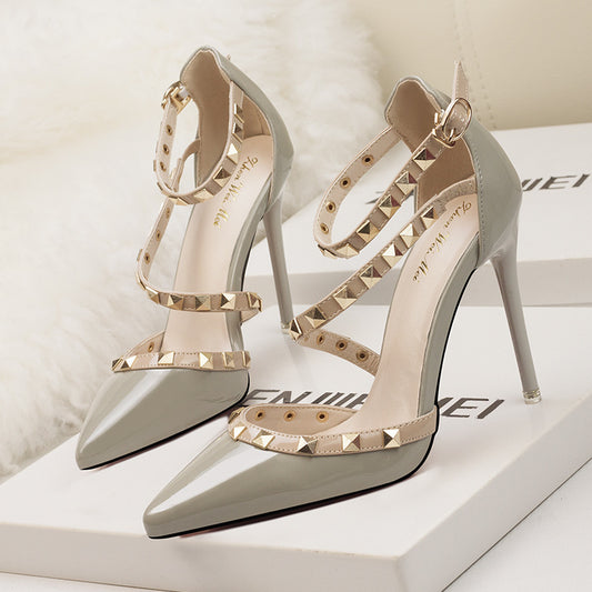 Chic Rivet Pointed High Heels