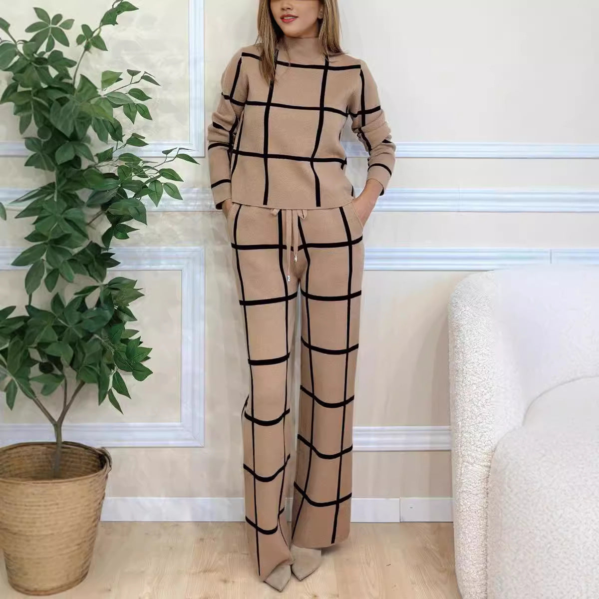 Turtleneck Printed Checks Set